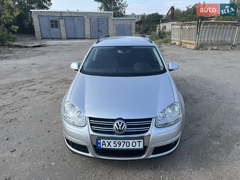 Універсал Volkswagen Golf 2008 в Первомайську