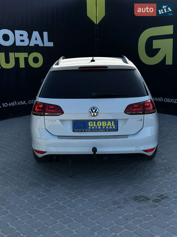 Универсал Volkswagen Golf 2015 в Львове