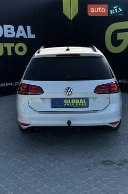 Универсал Volkswagen Golf 2015 в 