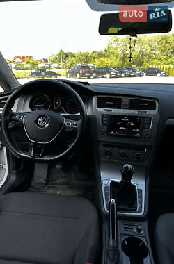 Универсал Volkswagen Golf 2015 в 
