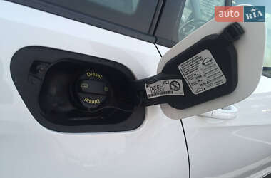 Універсал Volkswagen Golf 2013 в 
