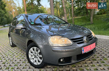Хетчбек Volkswagen Golf 2009 в Києві