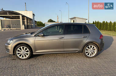 Хэтчбек Volkswagen Golf 2016 в 
