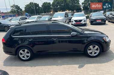 Универсал Volkswagen Golf 2015 в 