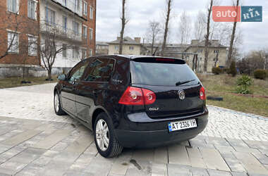 Хэтчбек Volkswagen Golf 2007 в 