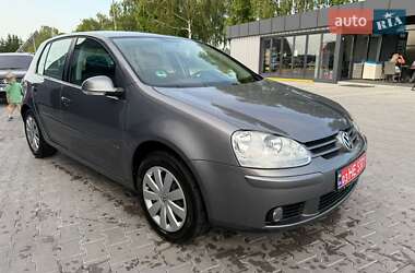 Хетчбек Volkswagen Golf 2007 в 