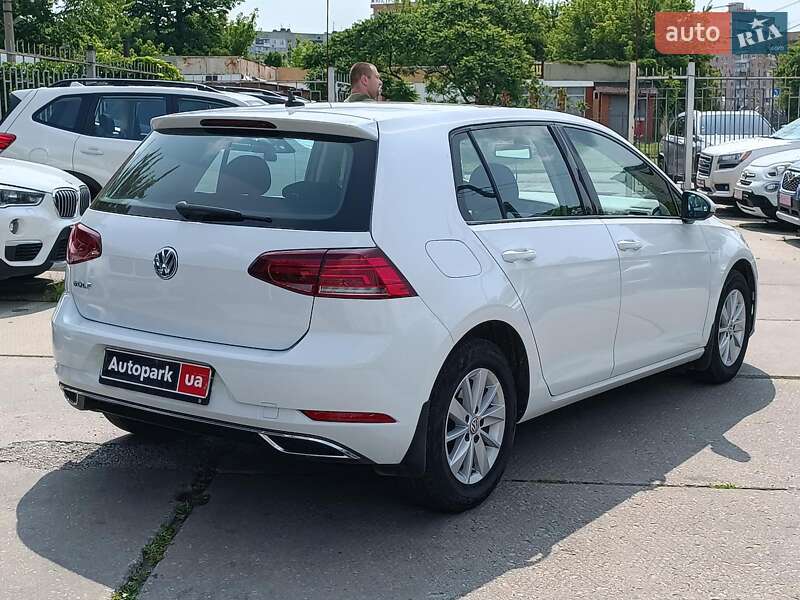 Хэтчбек Volkswagen Golf 2019 в Харькове