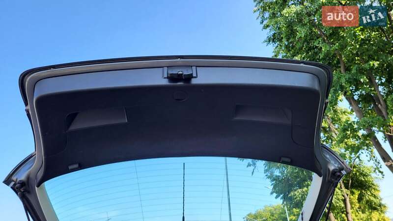 Хэтчбек Volkswagen Golf 2007 в Черкассах