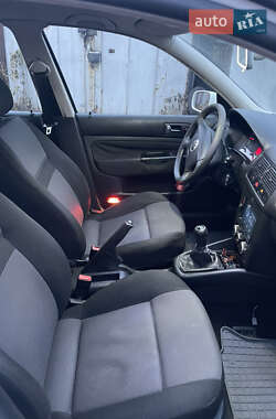 Универсал Volkswagen Golf 2001 в 