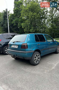Хетчбек Volkswagen Golf 1992 в 