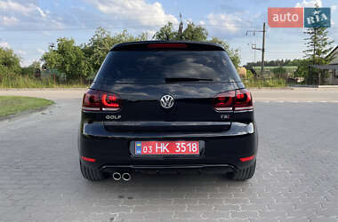 Хэтчбек Volkswagen Golf 2009 в 
