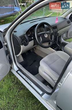 Универсал Volkswagen Golf 2002 в 