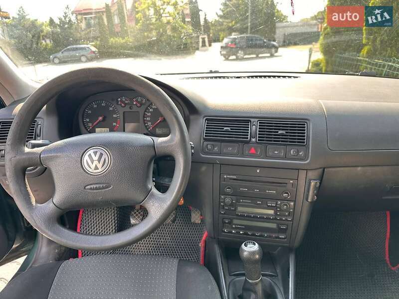 Універсал Volkswagen Golf 2003 в Хмельницькому