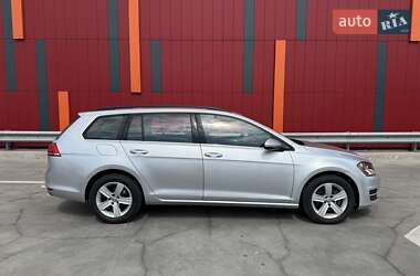 Универсал Volkswagen Golf 2015 в 