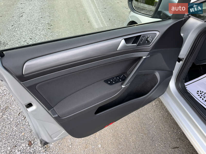 Універсал Volkswagen Golf 2019 в Хмельницькому