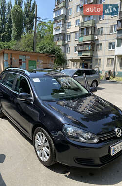 Универсал Volkswagen Golf 2012 в Киеве