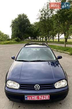 Универсал Volkswagen Golf 2000 в 