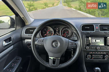 Универсал Volkswagen Golf 2013 в 