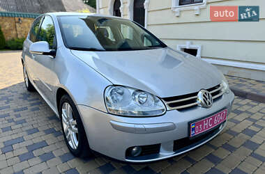 Хэтчбек Volkswagen Golf 2007 в 