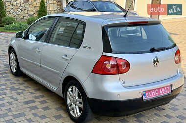 Хэтчбек Volkswagen Golf 2007 в 