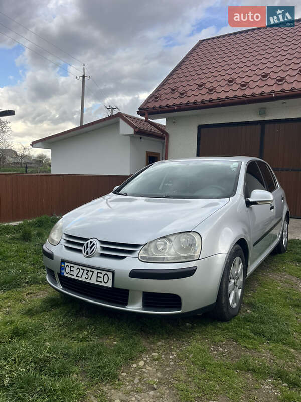 Volkswagen Golf 2004
