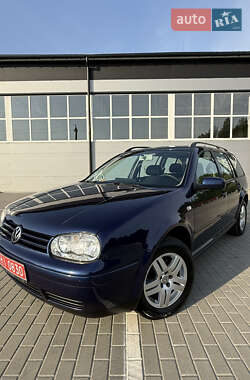 Универсал Volkswagen Golf 2002 в Бершади
