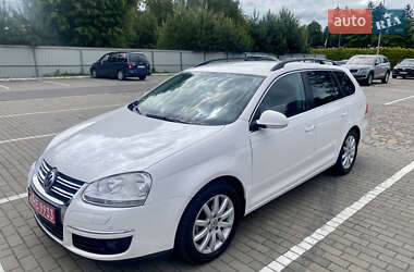 Універсал Volkswagen Golf 2009 в Луцьку