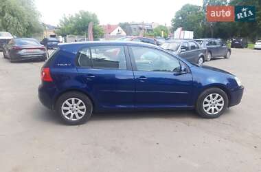Хэтчбек Volkswagen Golf 2007 в 