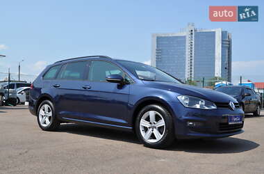 Універсал Volkswagen Golf 2014 в Києві