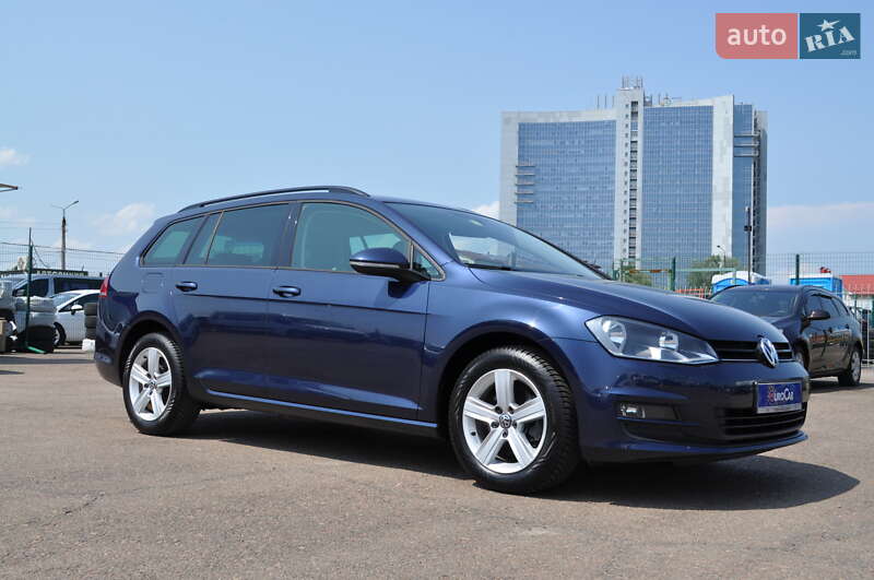 Универсал Volkswagen Golf 2014 в Киеве