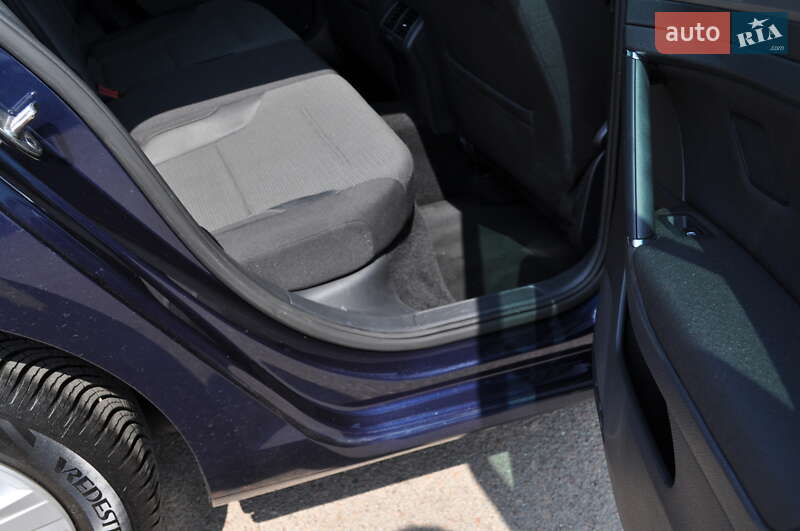 Универсал Volkswagen Golf 2014 в Киеве