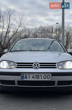 Универсал Volkswagen Golf 2002 в Барышевке
