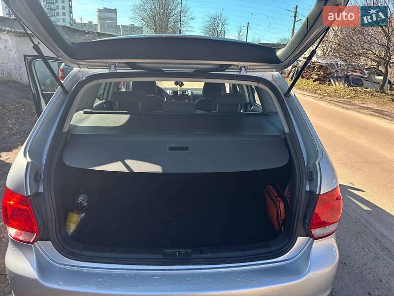 Універсал Volkswagen Golf 2008 в Бердичеві