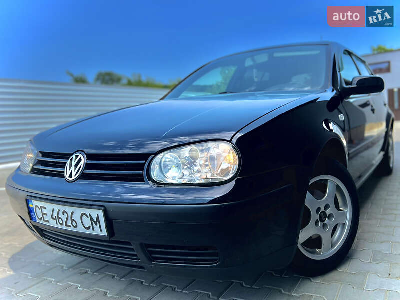 Хетчбек Volkswagen Golf 1999 в Чернівцях