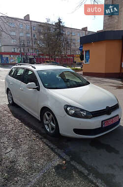 Универсал Volkswagen Golf 2012 в Ровно