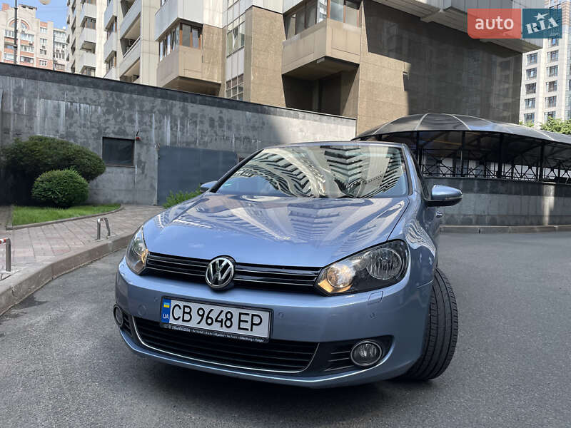 Хэтчбек Volkswagen Golf 2009 в Киеве