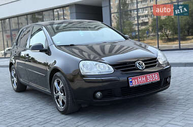 Хэтчбек Volkswagen Golf 2008 в Днепре