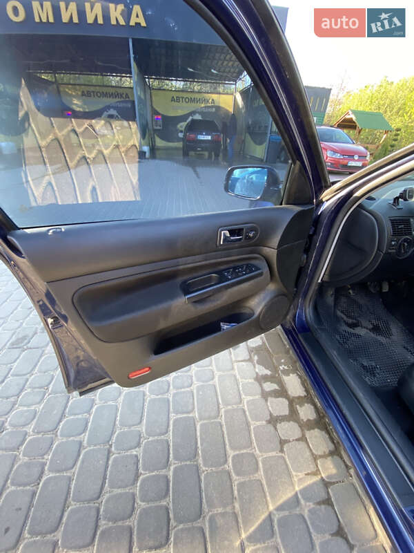 Универсал Volkswagen Golf 2000 в Виннице