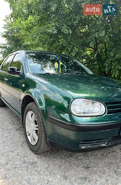Хетчбек Volkswagen Golf 1998 в Сумах