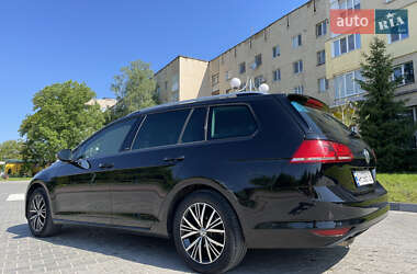Универсал Volkswagen Golf 2016 в 
