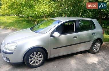 Хетчбек Volkswagen Golf 2009 в Києві