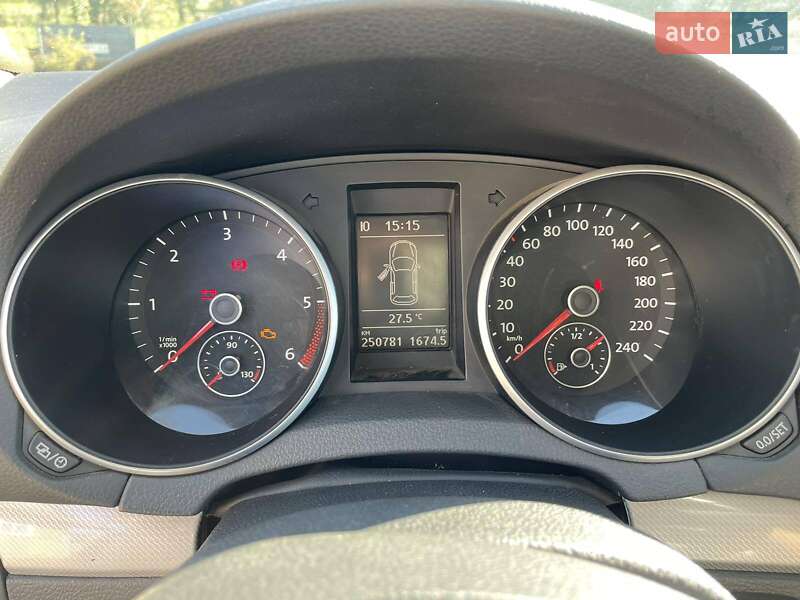 Універсал Volkswagen Golf 2012 в Камені-Каширському