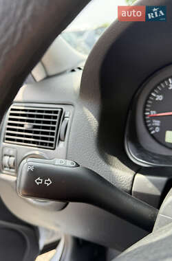 Універсал Volkswagen Golf 2000 в 