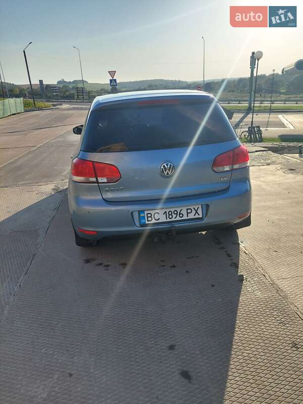 Хэтчбек Volkswagen Golf 2009 в Ходорове