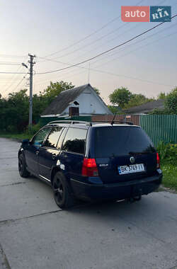 Универсал Volkswagen Golf 2002 в 