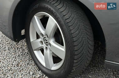 Хэтчбек Volkswagen Golf 2008 в 