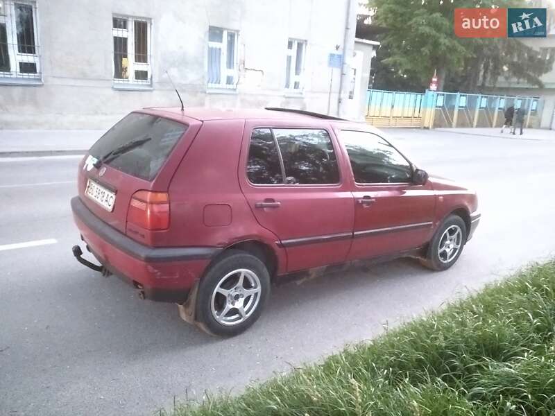 Хэтчбек Volkswagen Golf 1993 в Тернополе