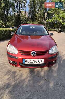 Хэтчбек Volkswagen Golf 2008 в Днепре