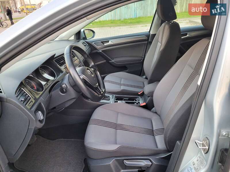 Універсал Volkswagen Golf 2018 в Черкасах