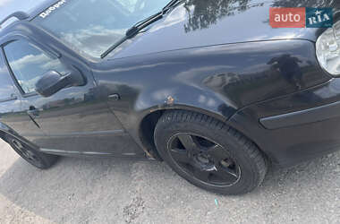 Универсал Volkswagen Golf 2000 в 